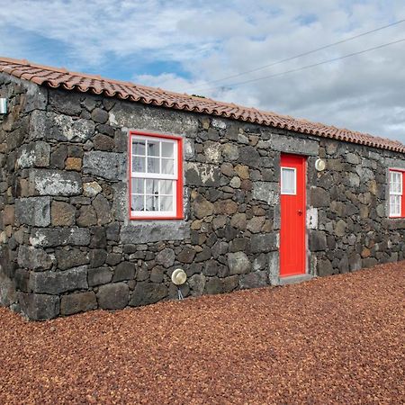 Casa Medronho Villa Sao Mateus  Exterior photo